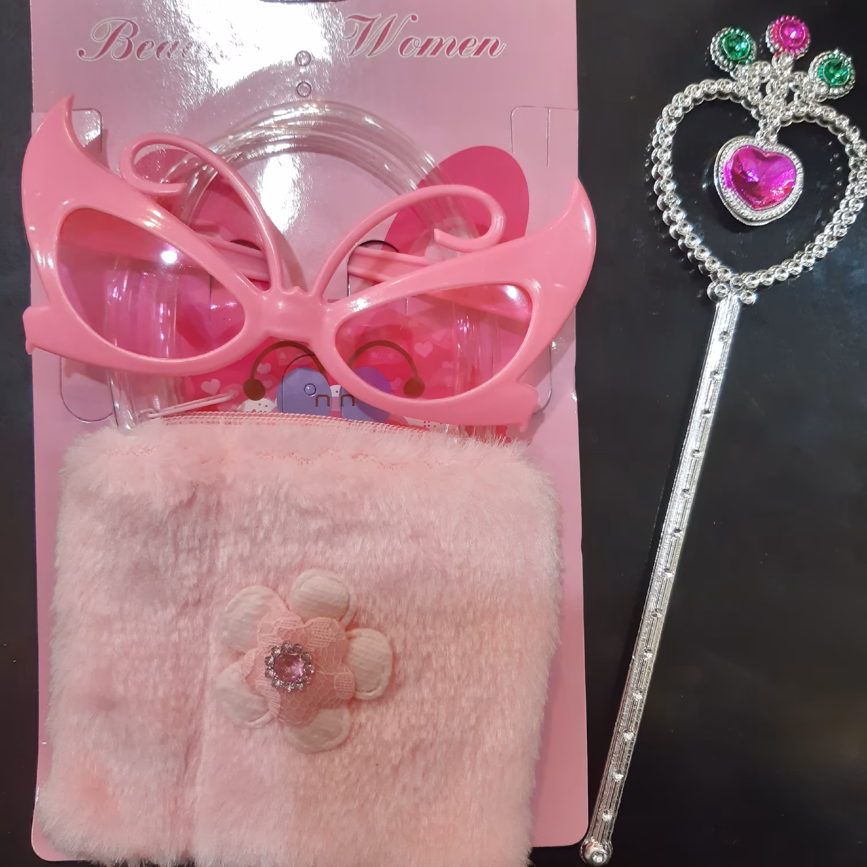 ست هدیه دخترانه بسیار نفیس و زیبا