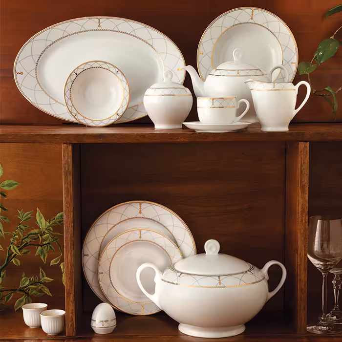 سرویس چینی زرین طرح رومانا 102 پارچه