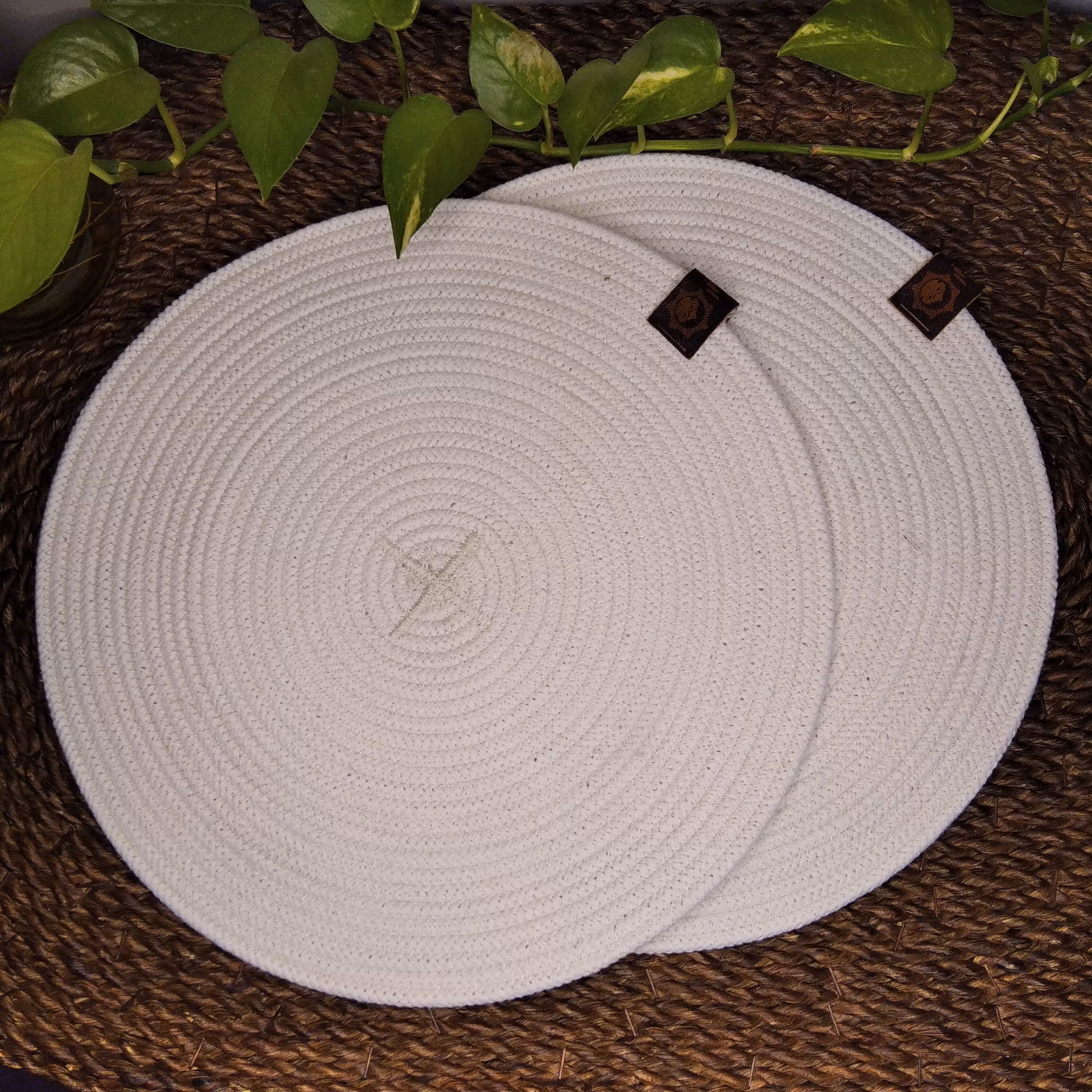 زیربشقابی قیطان دوزی قطر 32