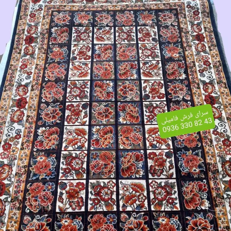 فرش فانتزی طرح سنتی 500 شانه 6 متری کد 1045 سرمه ای