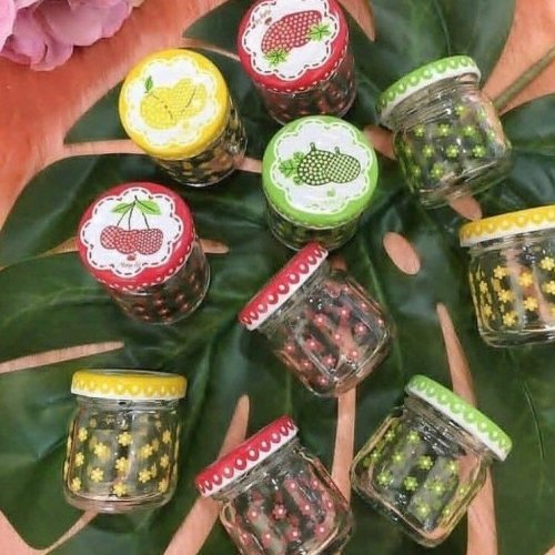 بانکه نقلی میوه ای