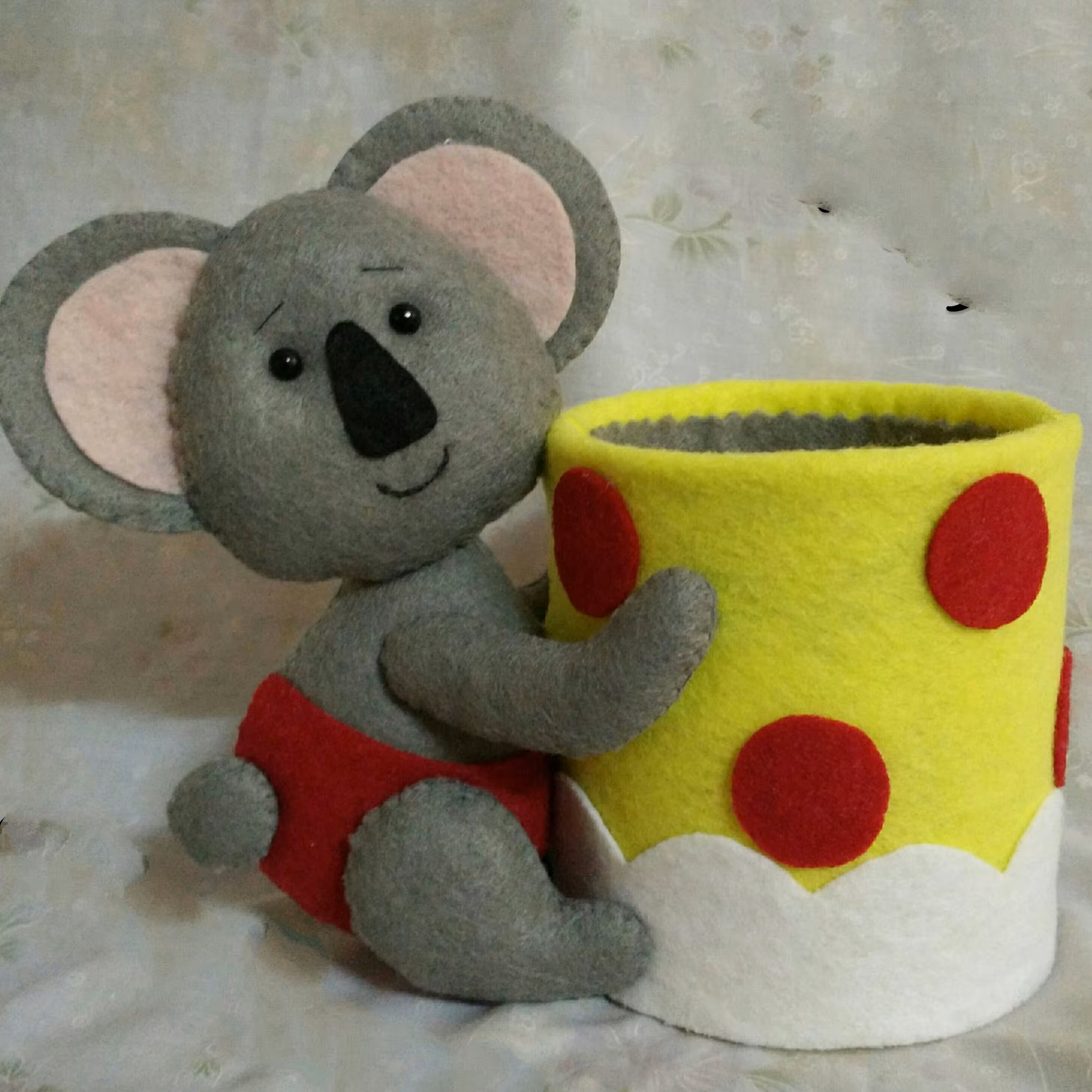 تزیینات با نمد