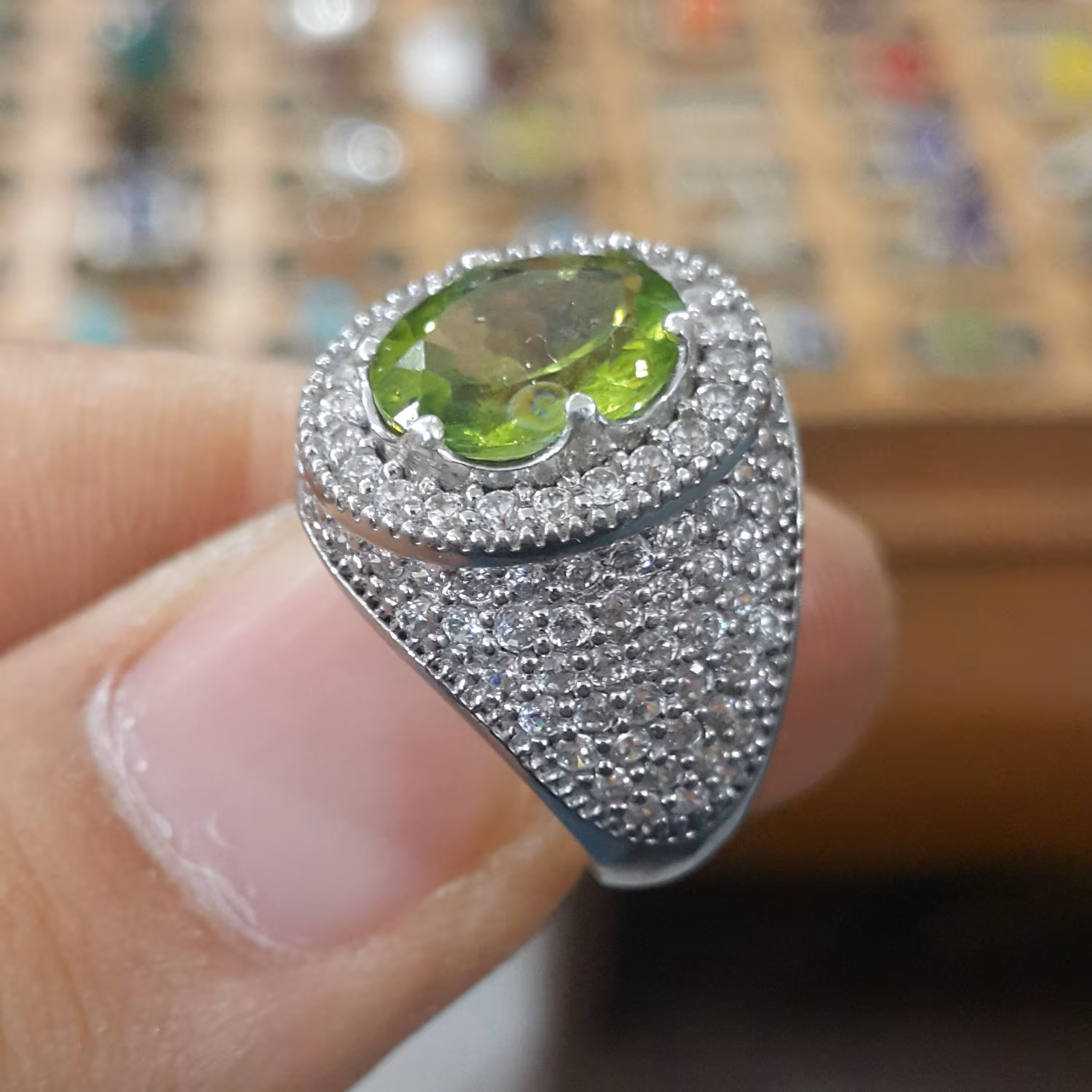 انگشتر زبرجد (2)