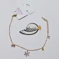 دستبند بسیار زیبای برند Xuping از جنس مس و روکش طلا  و رنگ ثابت و ضد حساسیت کاملا مشابه طلا  به همراه پلاک جذاب 