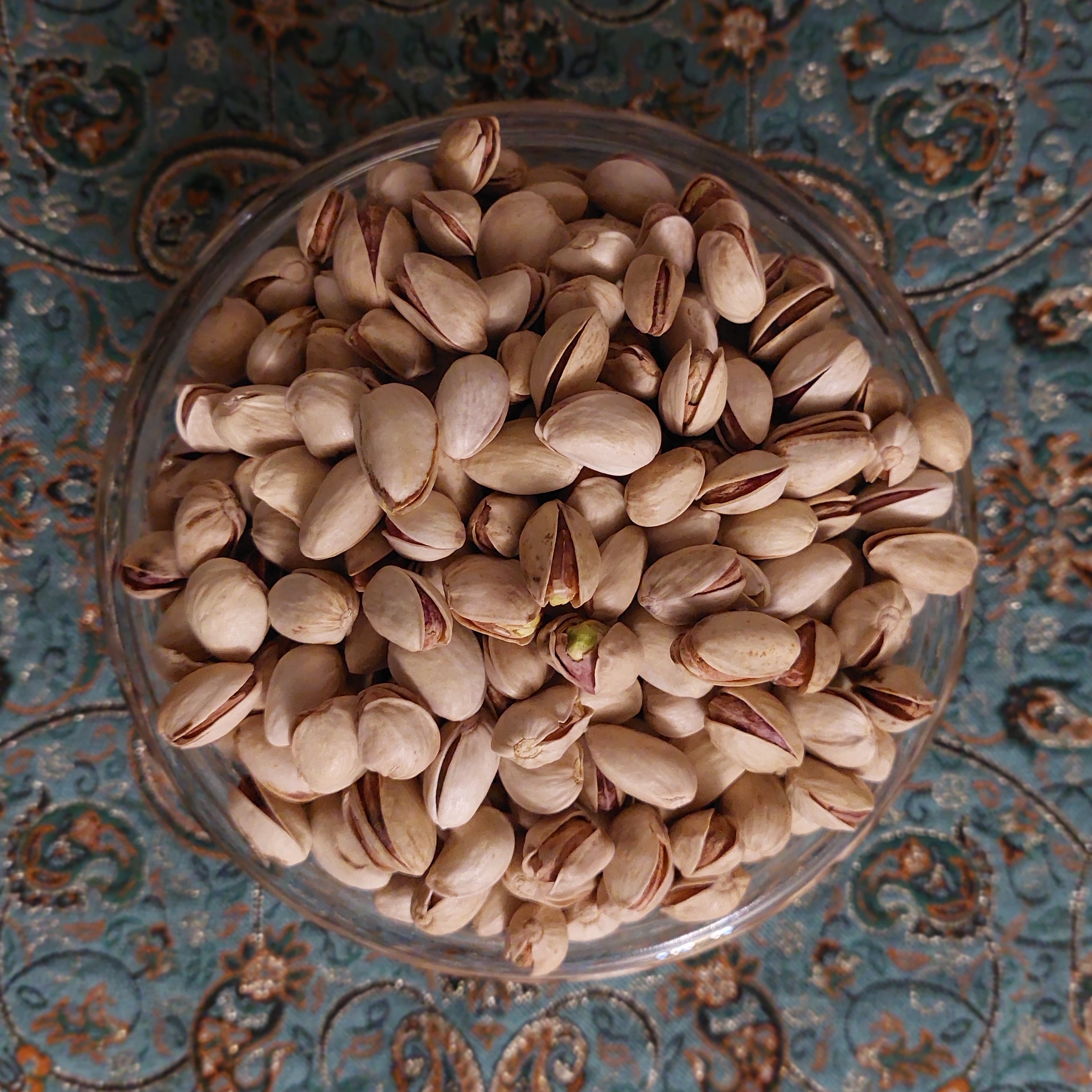 پسته کله قوچی درهم و تازه