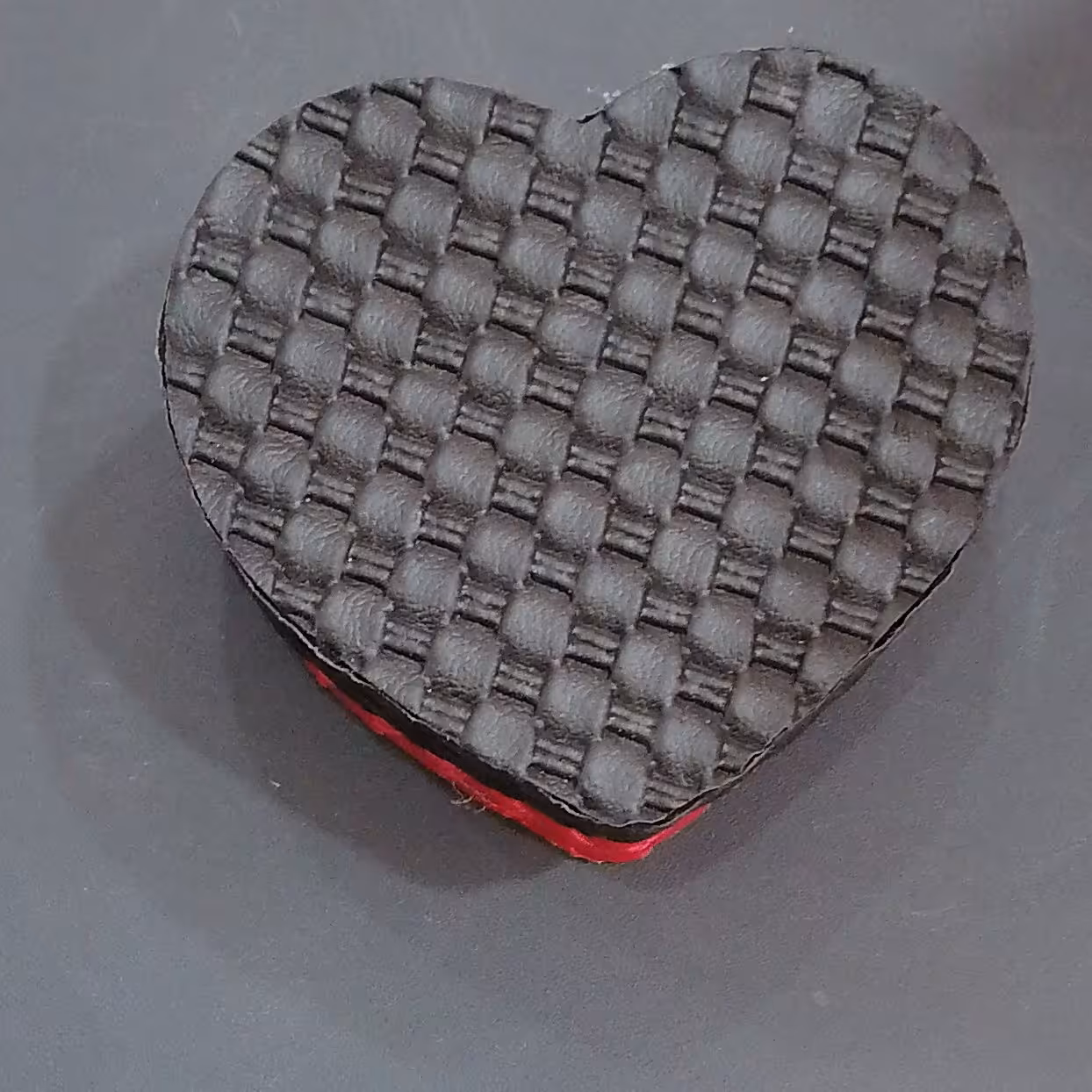 جعبه کادویی قلبی چرم سایز 3