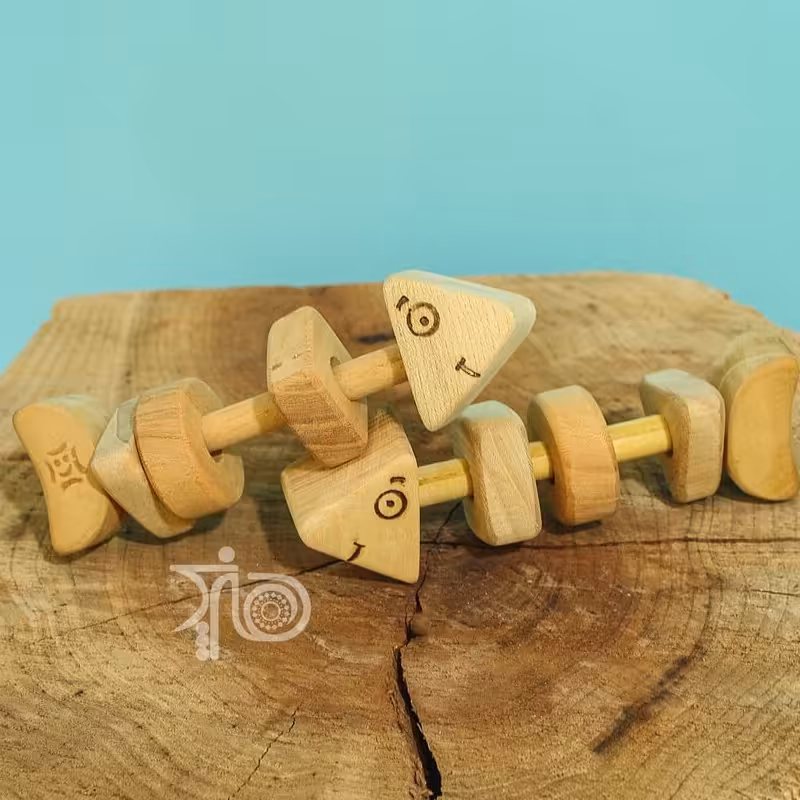 جغجغه چوبی دستساز طرح ماهی