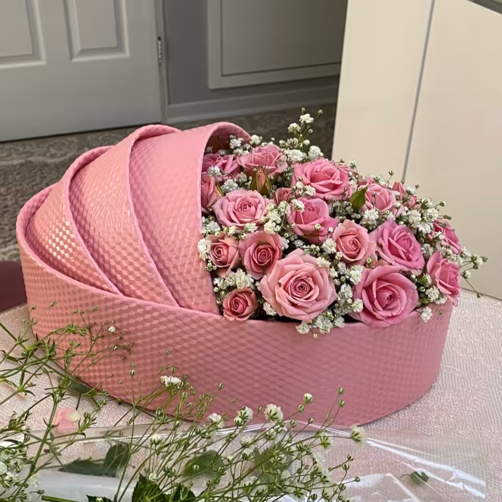 باکس گهواره نوزاد چرمی کامل سایز بزرگ 45*25 رنگ صورتی طرح سه بعدی لیزری 