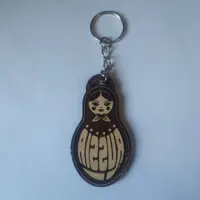 جاکلیدی دستی چوبی دوطرفه با ضخامت 6 میلیمتر دخترانه طرح دخترک روسی 001