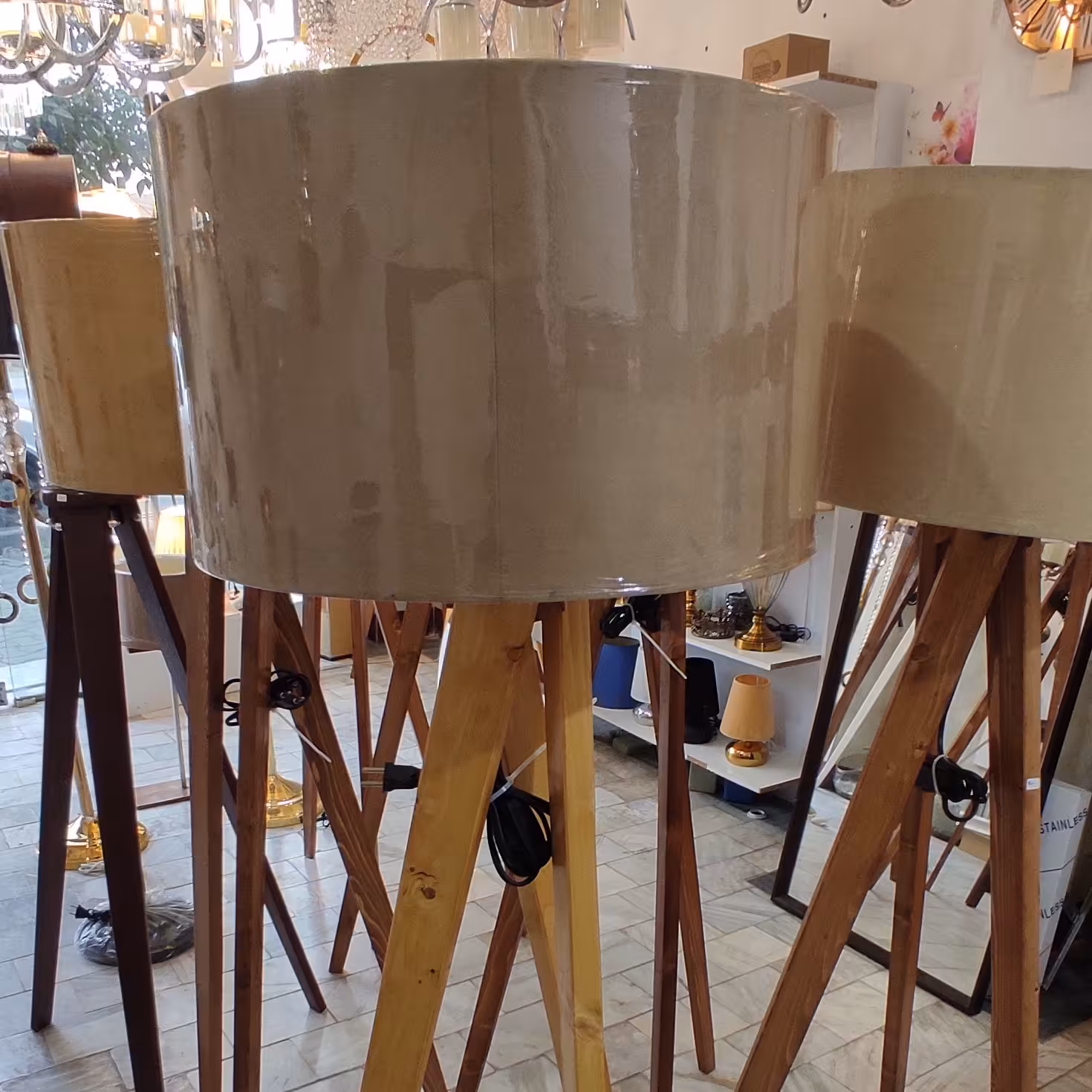 اباژور چوبی ایستاده پایه بلند 