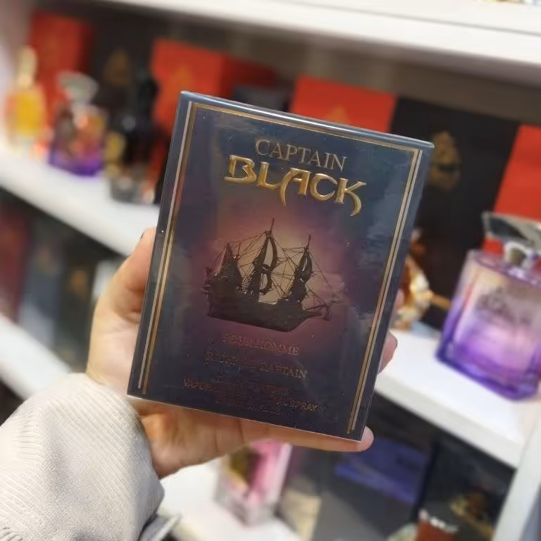 ادکلن کاپیتان بلک اماراتی با ماندگاری بسیار بالا