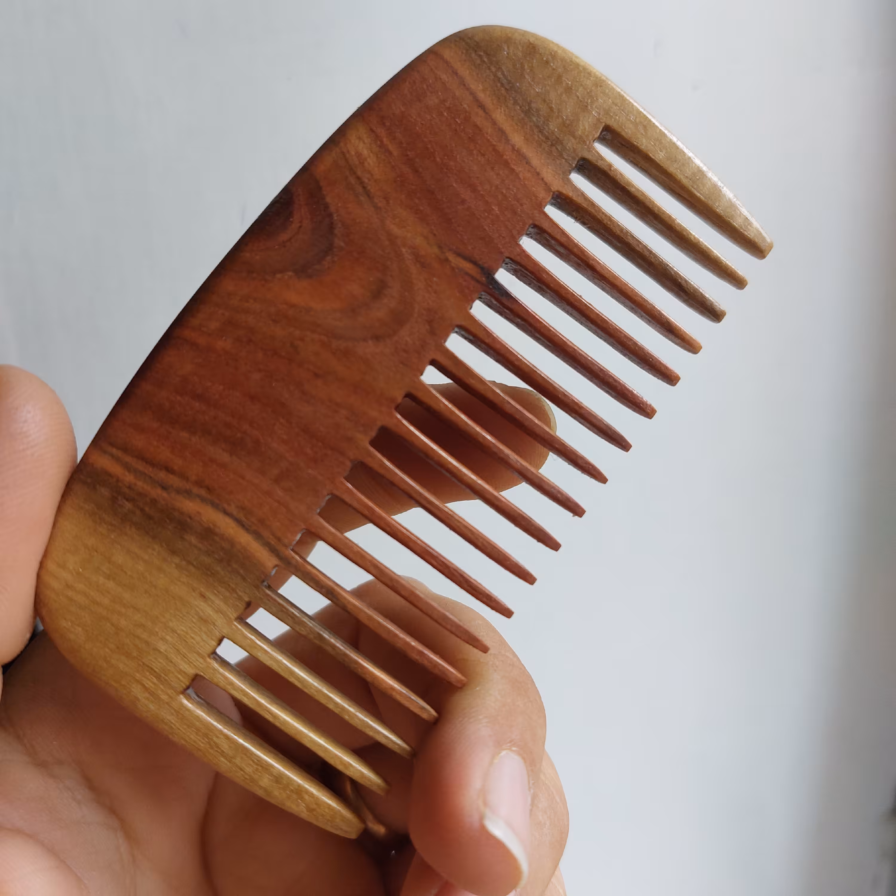 شانه چوبی دندانه ریز چوبینک 