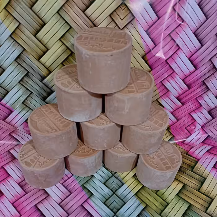 مهر تربت کربلا قطور.بسیار بزرگ  و شکیل مناسب سجاده 