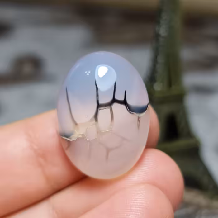  نگین فوق العاده زیبای سنگ عقیق دراگون اصل معدنی 
کد 24550
