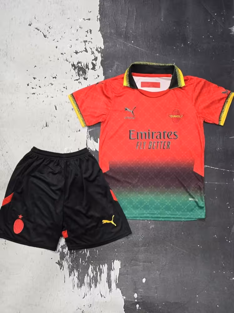 کیت چهارم قرمز آف وایت میلان 2025 (بچه گانه)