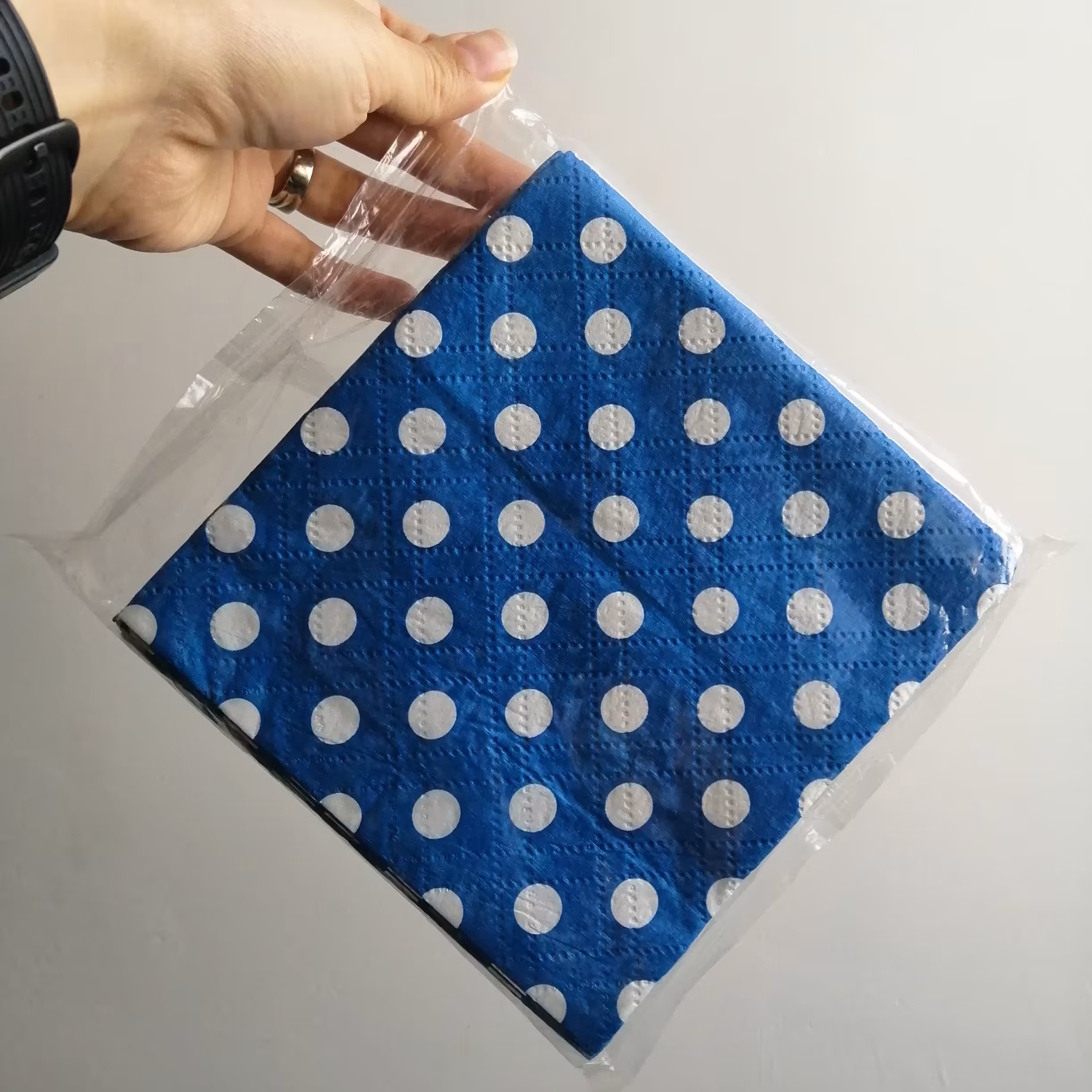 دستمال کاغذی تم تولد طرح خال آبی 20 عددی