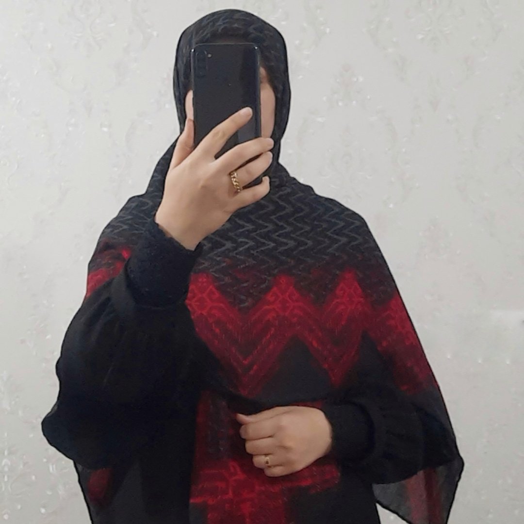5_روسری نخی پاییزه،حاشیه دار،قواره : 140 ،دوردست دوز ،ایستایی خوبی داره
