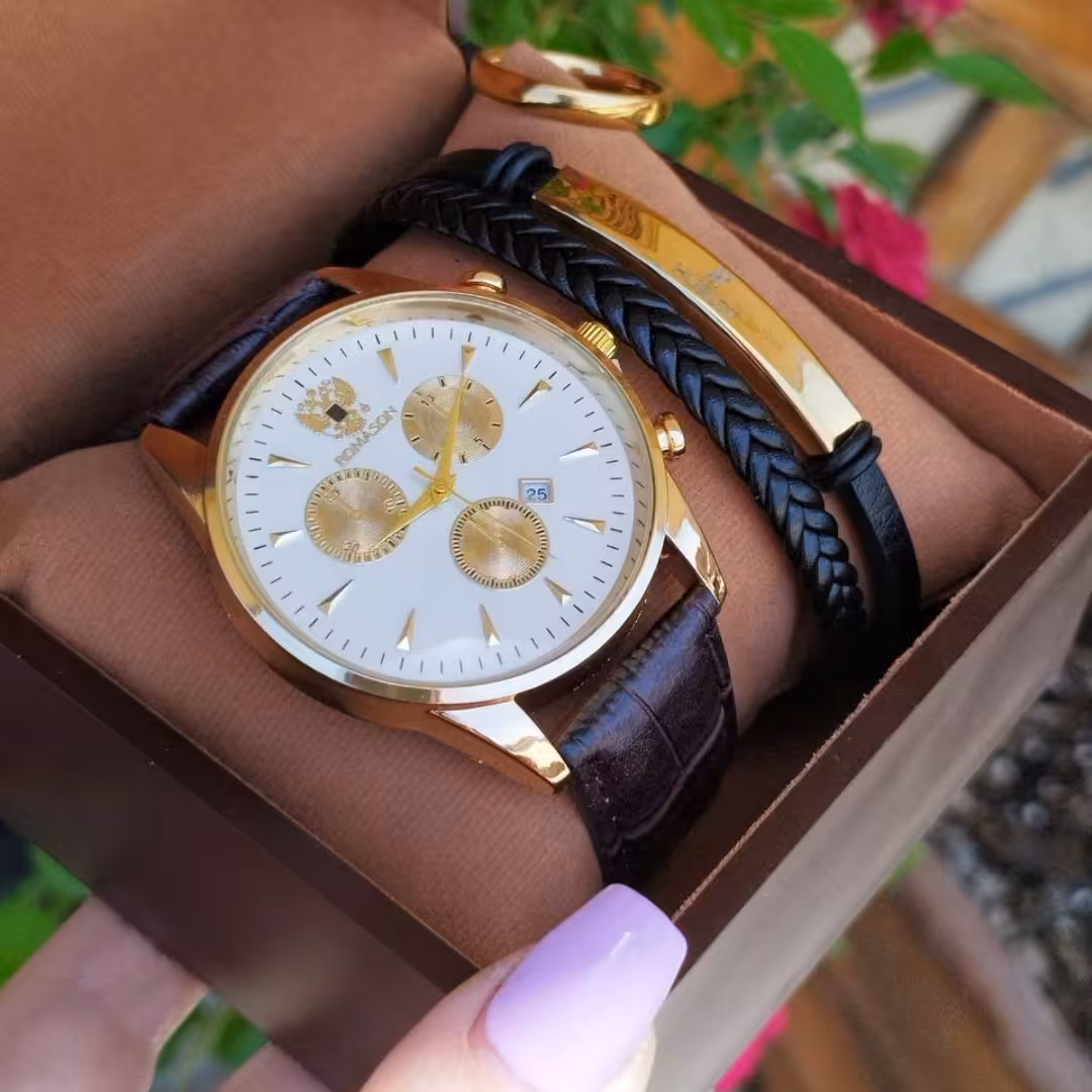 ست مردونه ست جذاب ساعت مچی طرح سه موتور با دستبند چرمی پلاک استیل همراه جعبه کد 395 