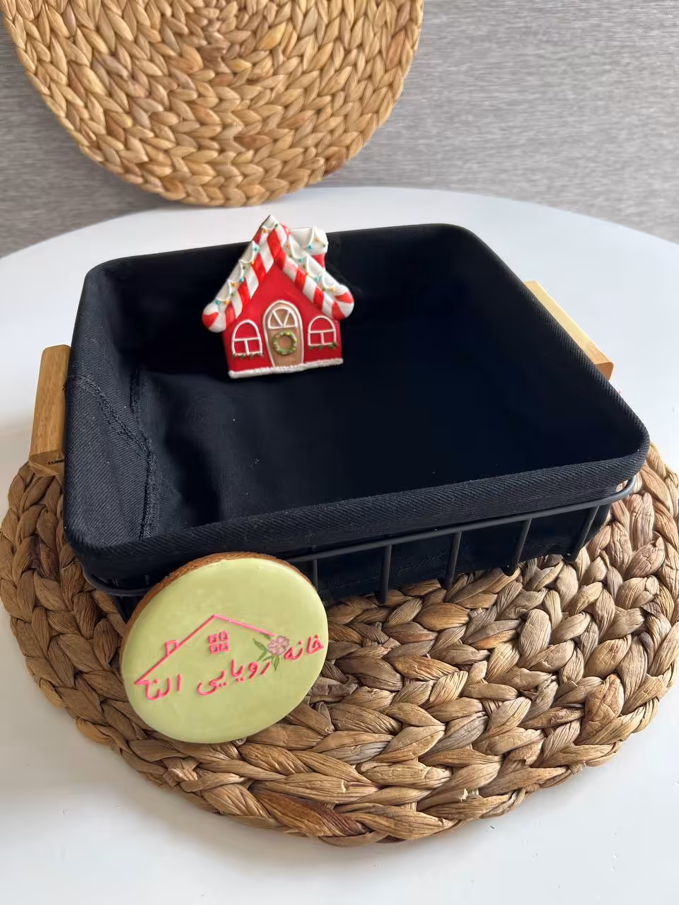 سبد نان مربعی کاریزما مشکی