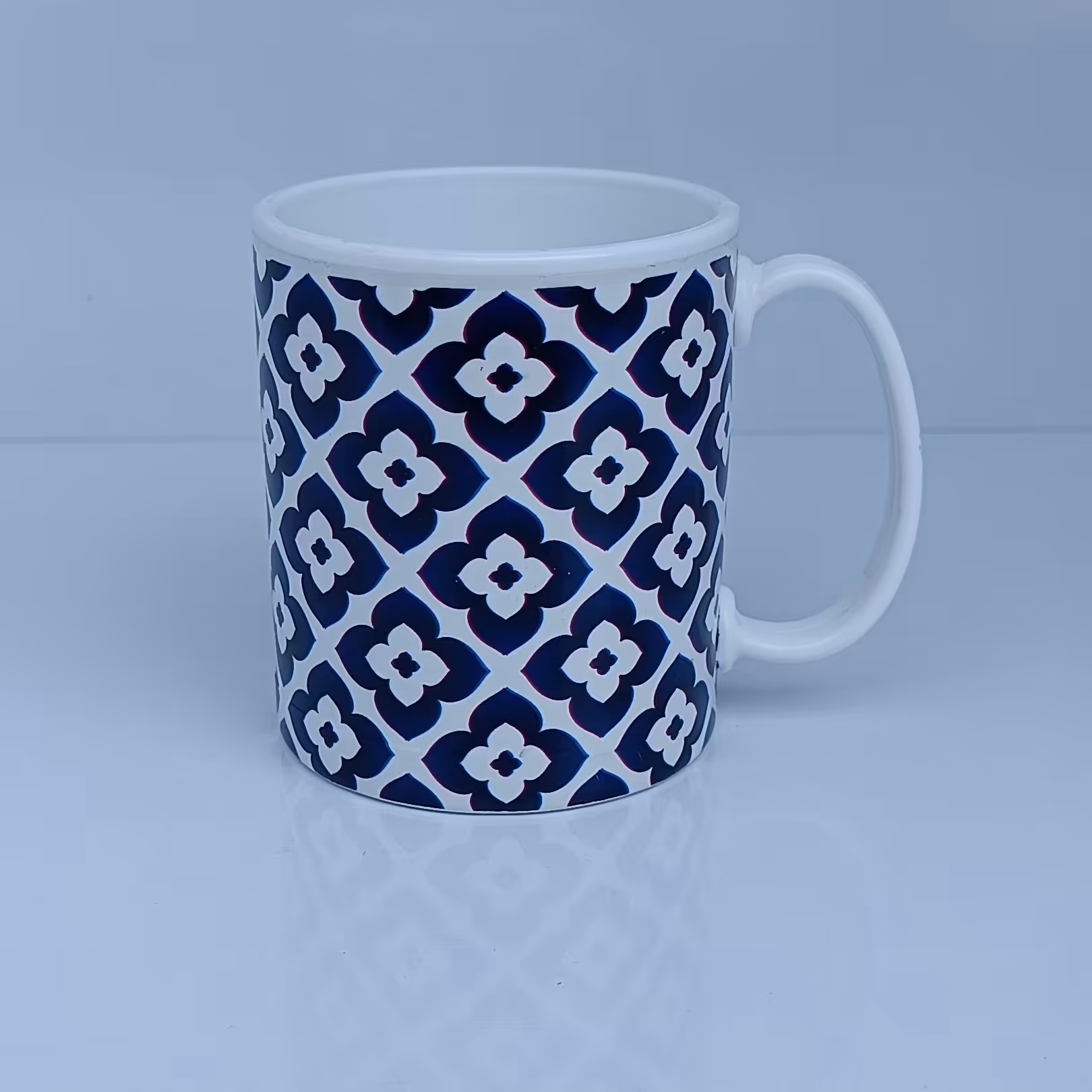 لیوان طرح الشن جنس پلاستیکی مقاوم با کیفیت عالی مطابق عکس 