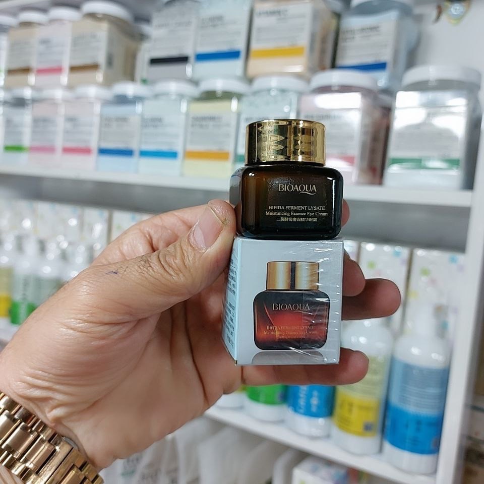 کرم دور چشم بیوآکوا bioaqua