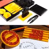 جعبه مهرسازی انگلیسی با 7 مدل مختلف پایه و یک استامپ