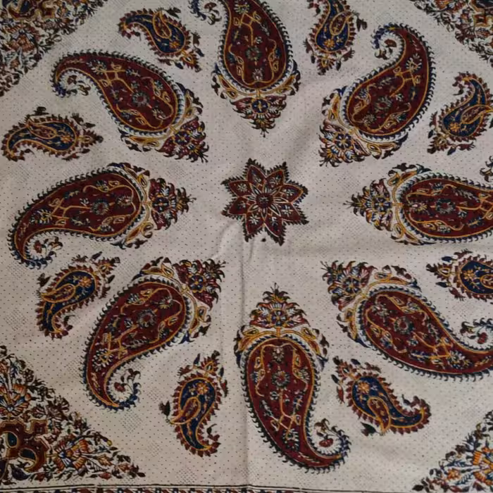 سفره قلمکار طرح سنتی  پارچه پنبه دررنگهای مختلف سایزصددرصد