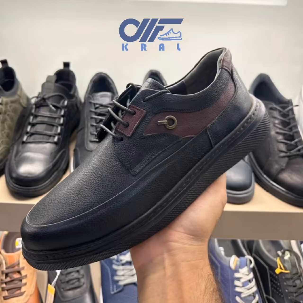 کفش اسپرت مردانه طبی چرم طبیعی گاوی 