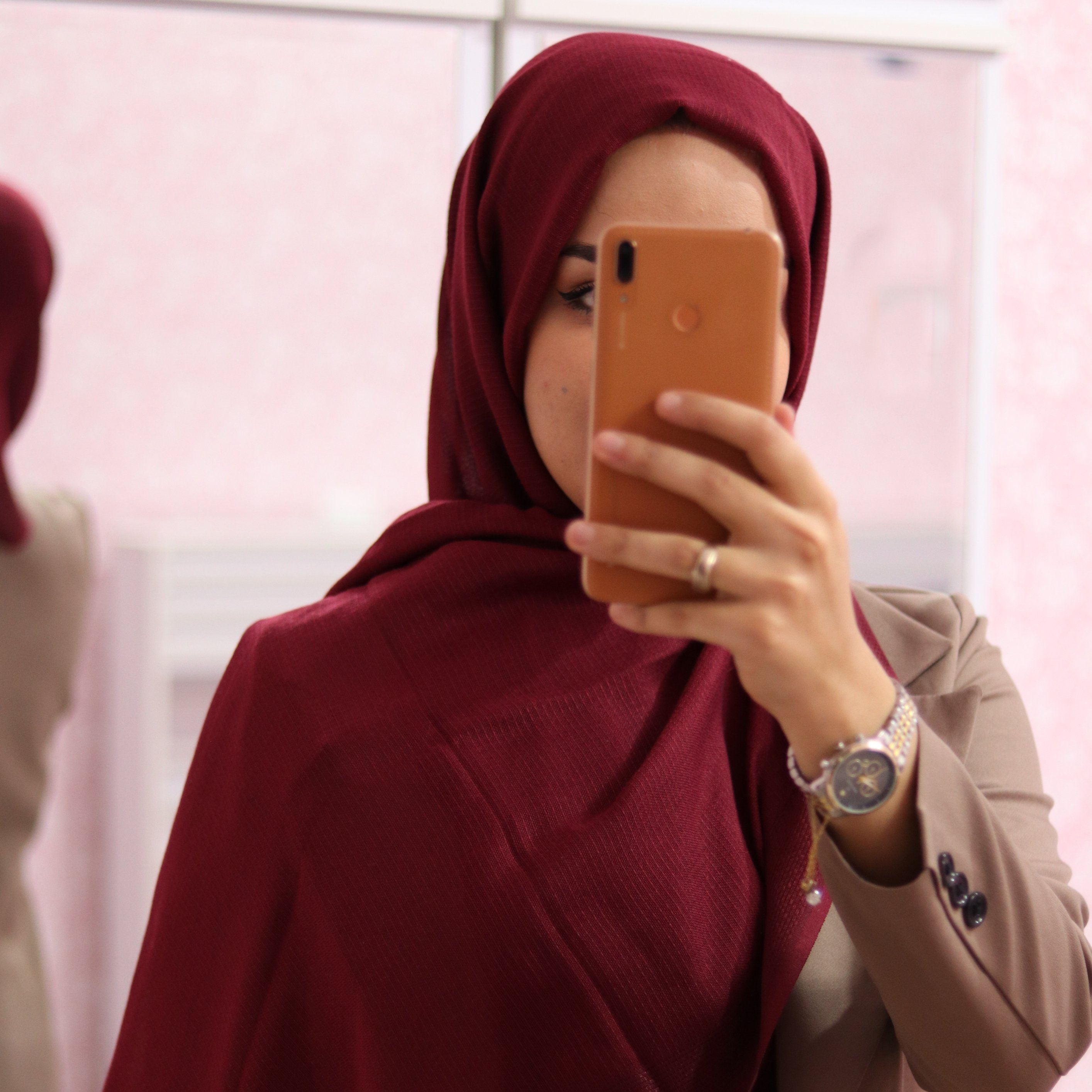 شال نخی ساده زرشکی قواره 2در 70 بسیار شیک و قشنگ پاییزه
