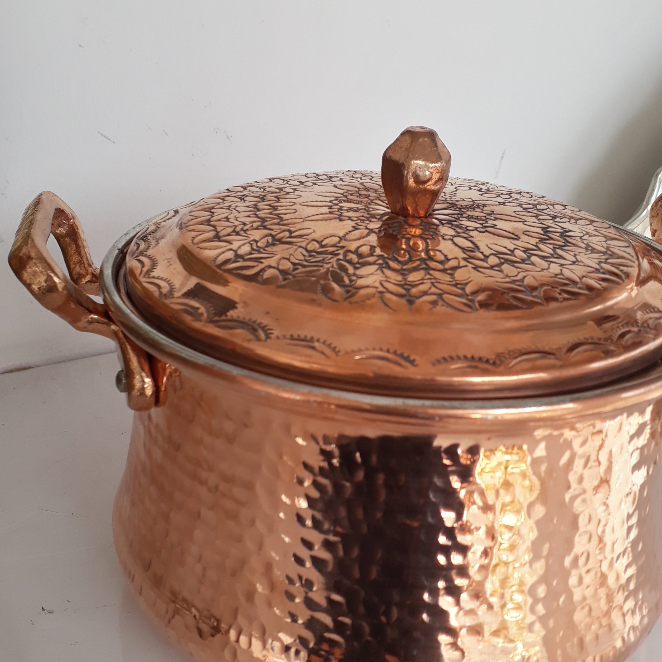 دیگ مسی یزدی دست سازسایز 1