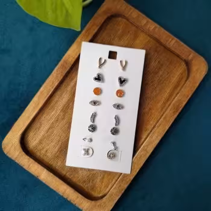 8 جفت گوشواره میخی وارداتی استیل دخترانه