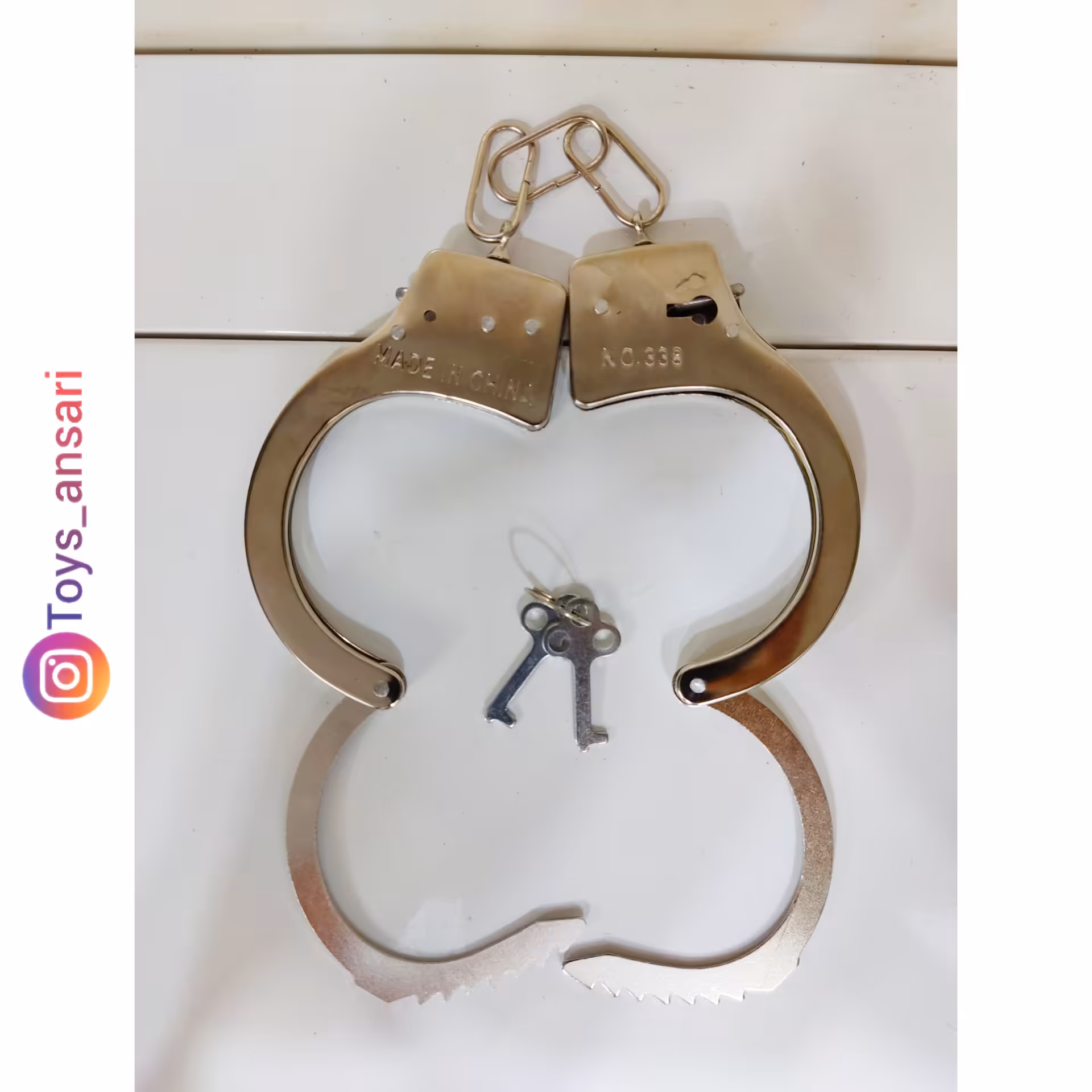 دستبند فلزی خارجی