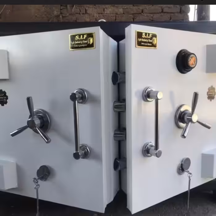 گاوصندوق زیر ویترینی طلافروشی موبایل فروشی