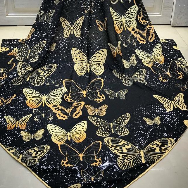 روسری نخی پروانه ای