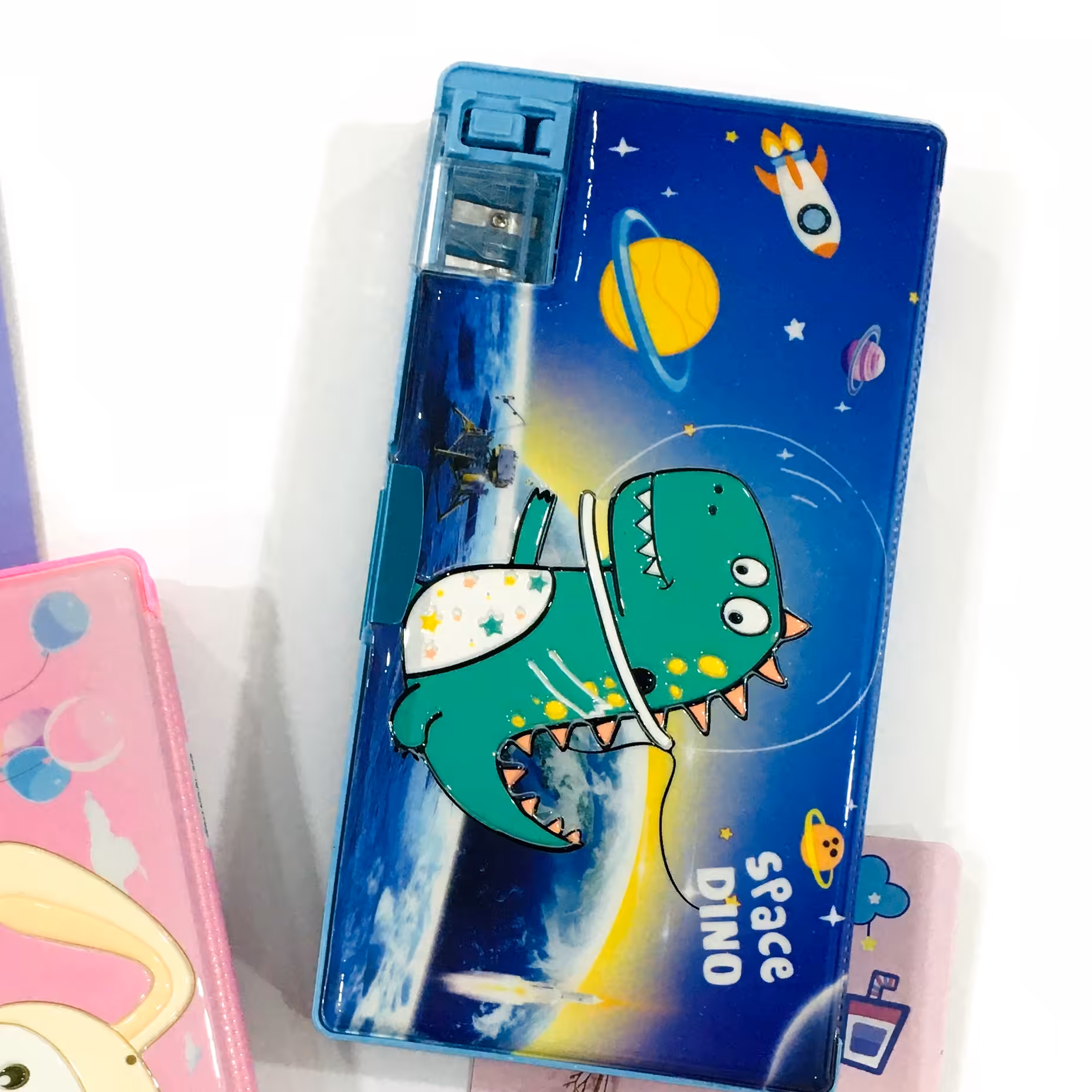 جامدادی کتابی نوستالژی