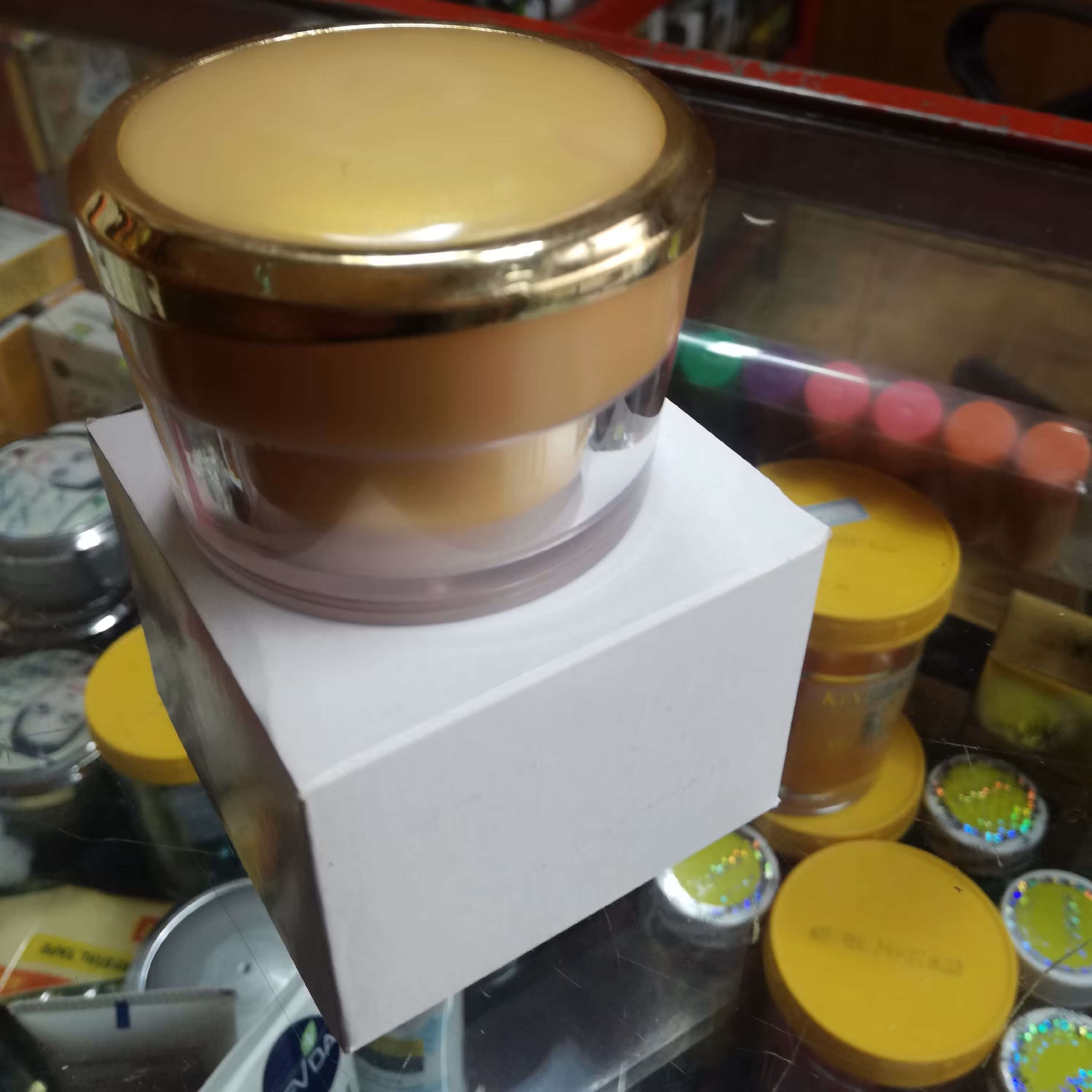 کرم چاقی بوتاکس صورت حاوی روغن خراطین وزالو خالص