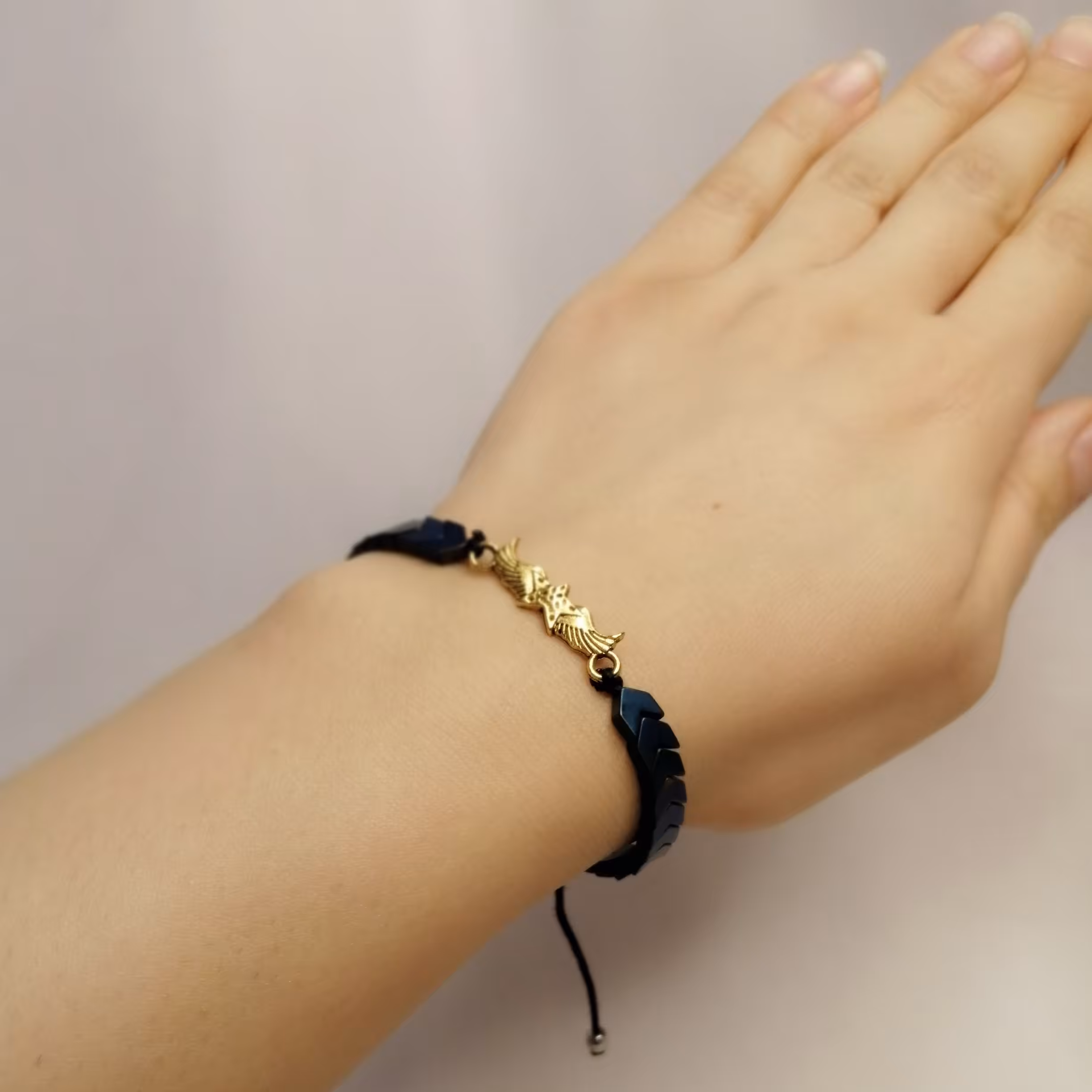 دستبند حدید پلاک فلزی آبی