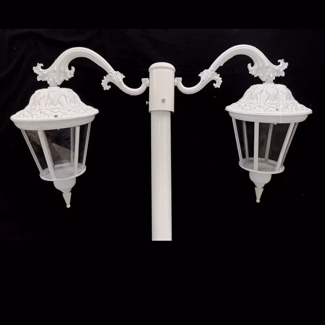 چراغ حیاطی دوشاخه 