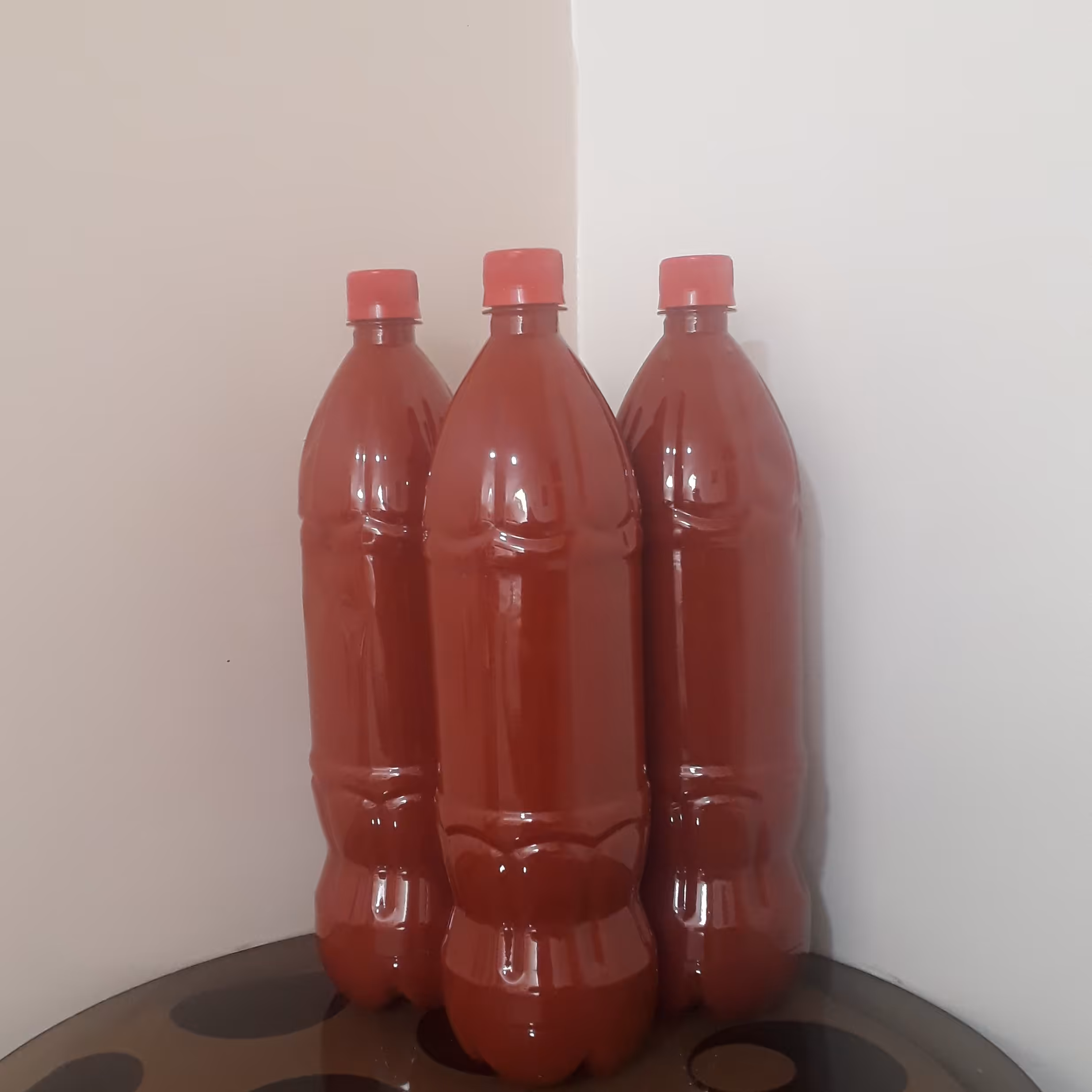 رب گوجه خانگی 1/5کیلویی با نمک دریا