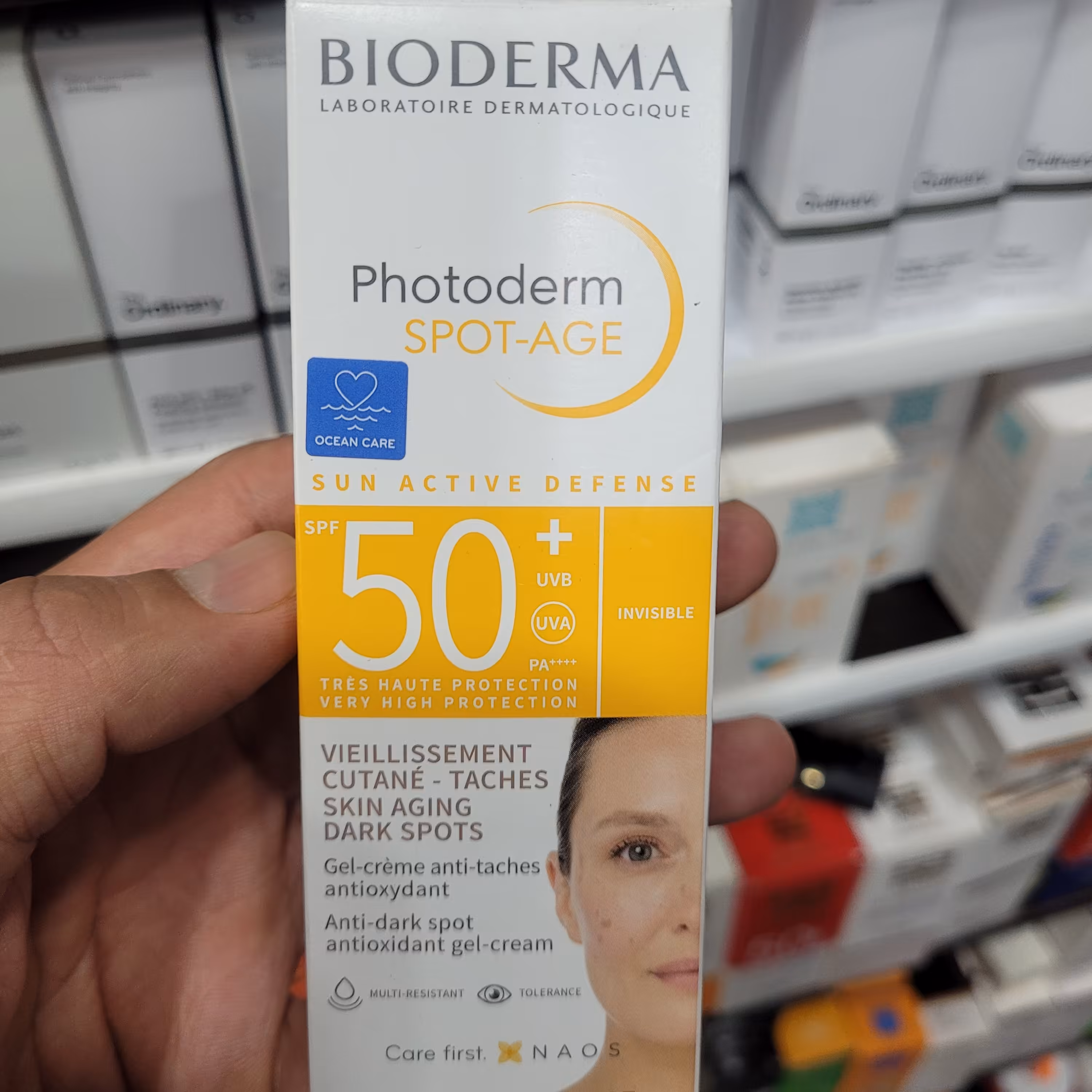 کرم ضد افتاب بیودرما  spf 50 بدون رنگ فرانسوی