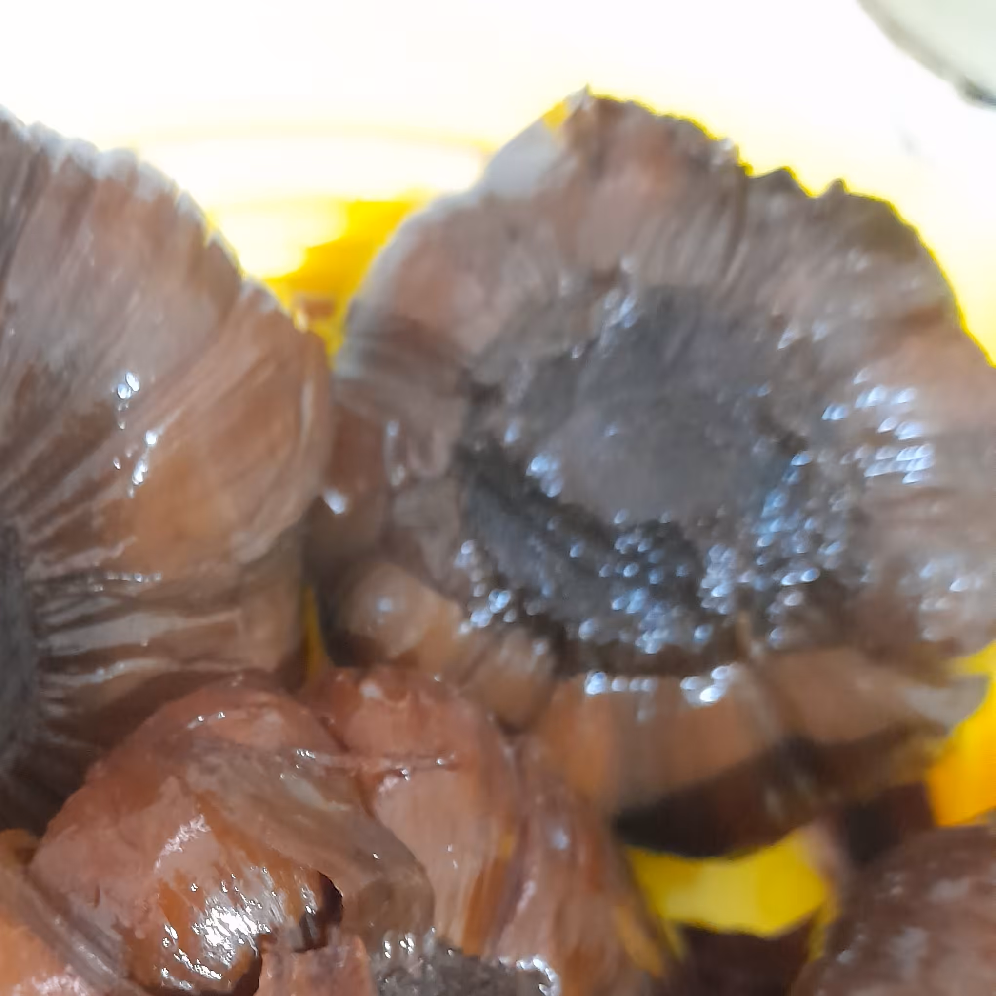 ترشی سیر سیاه ریز  چهارساله(1500گرمی)