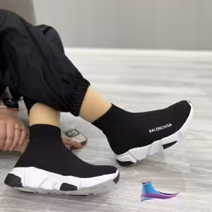 کفش ورزشی زنانه کتانی بالنسیاگا