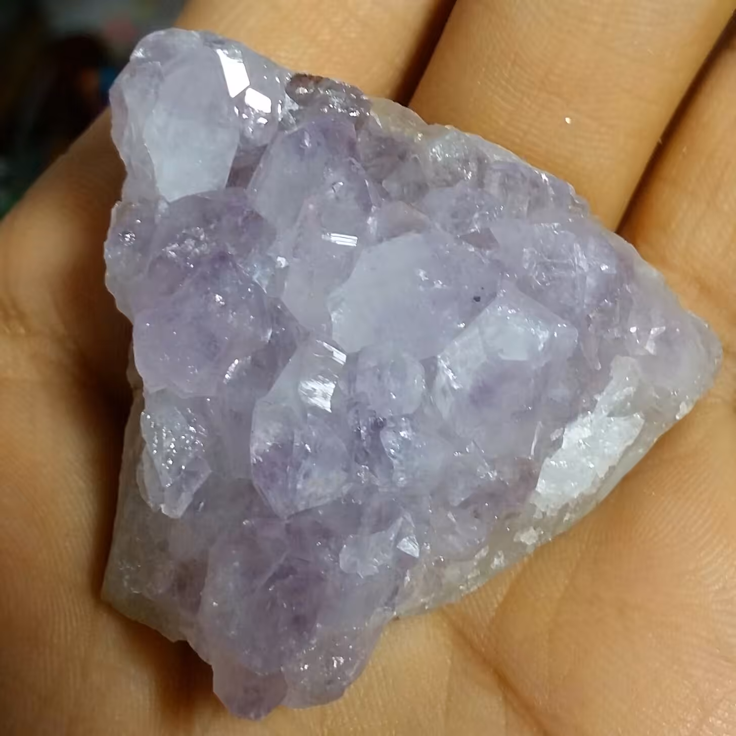 سنگ راف آمیتیس بلور درشت بسیار زیبا دیدنی کاملا طبیعی شاهکار خلقت خااااص
نمونه ای فوق کلکسیونی
کد 8389