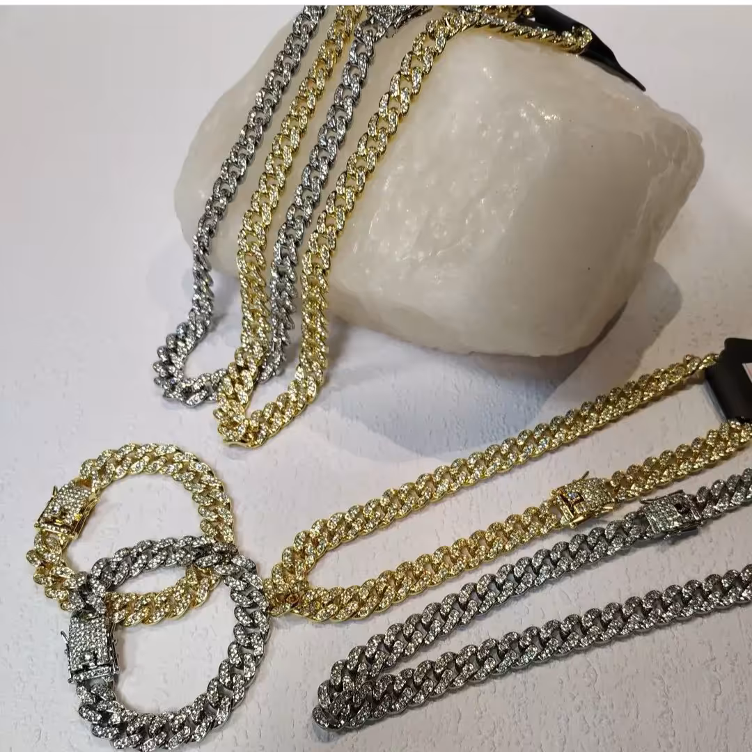 زنجیر و دستبند کارتیه نگین دار