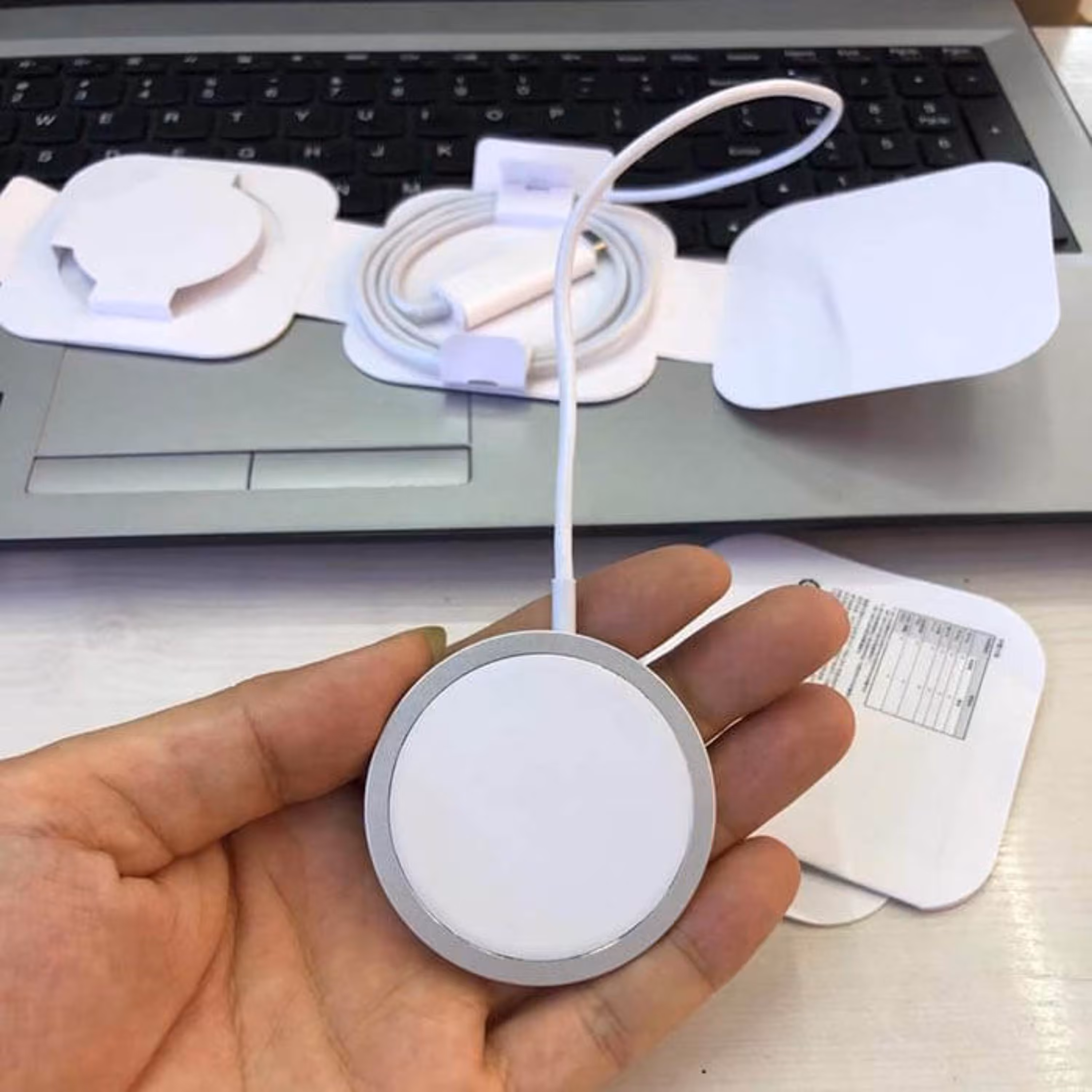 شارژر مگ سیف اپل MagSafe Charger 