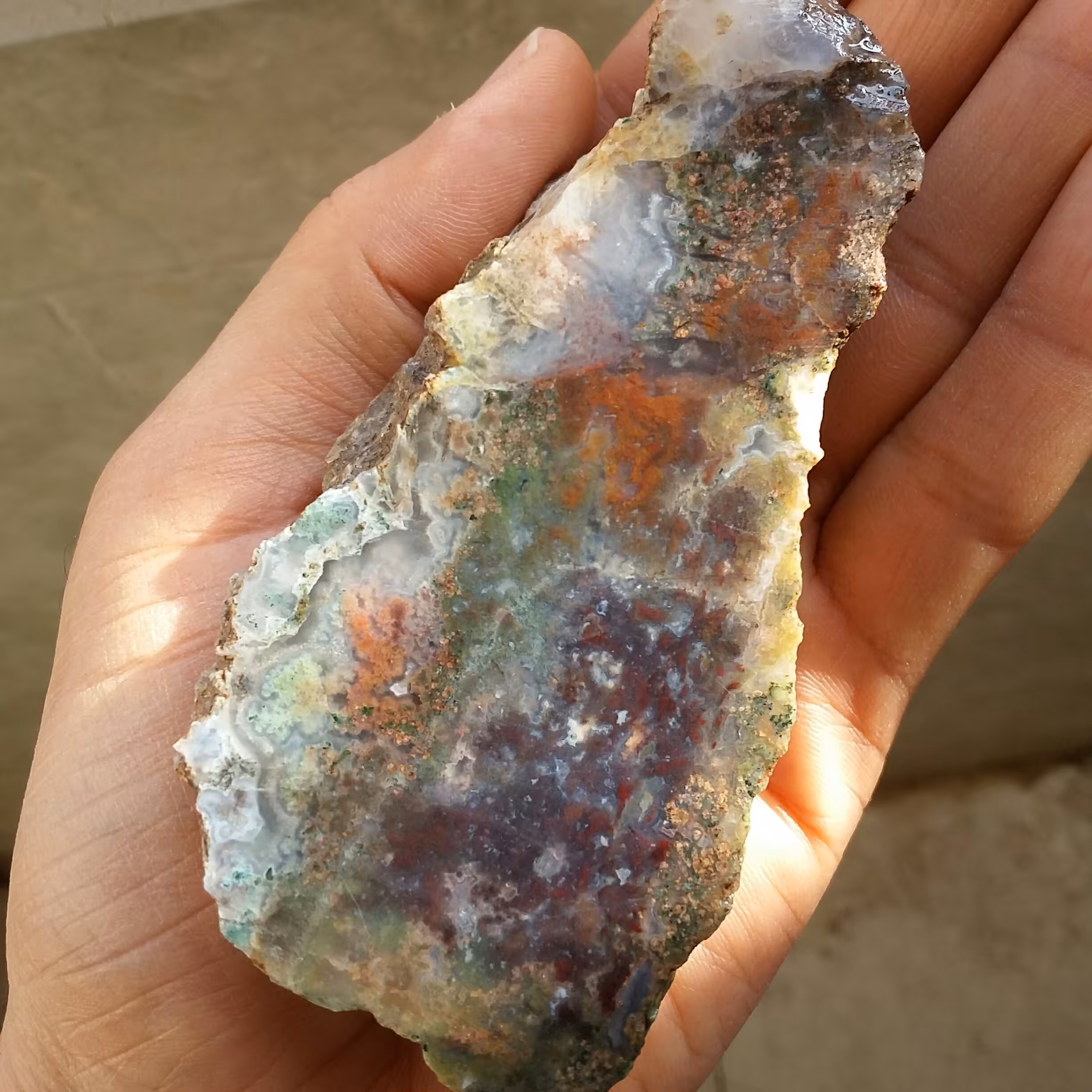 اسلایس سنگ راف عقیق شجر شکوفه منظره 7رنگ محشر 100 در 100 طبیعی شاهکار خلقت
با قابلیت ساخت چندین نگین محشششر
