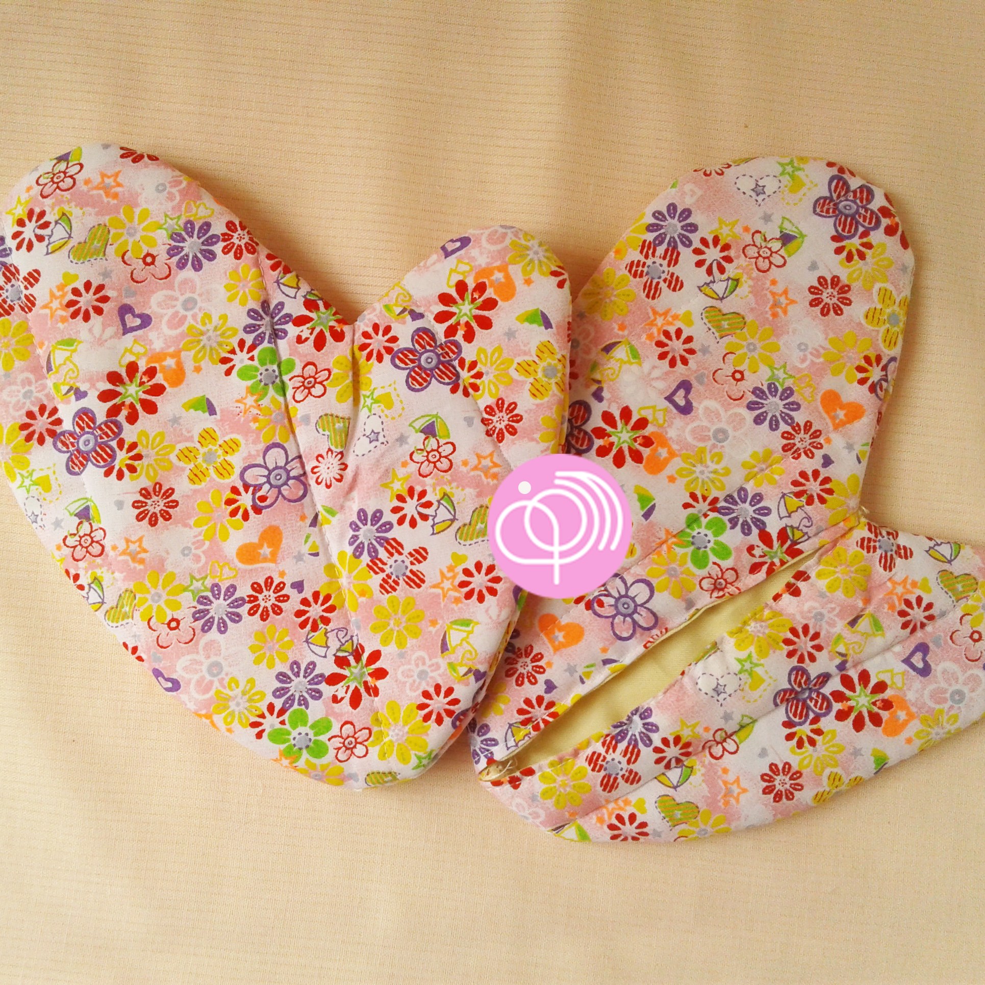 دستکش فر مدل قلب. ارسال درب منزل به صورت پس کرایه