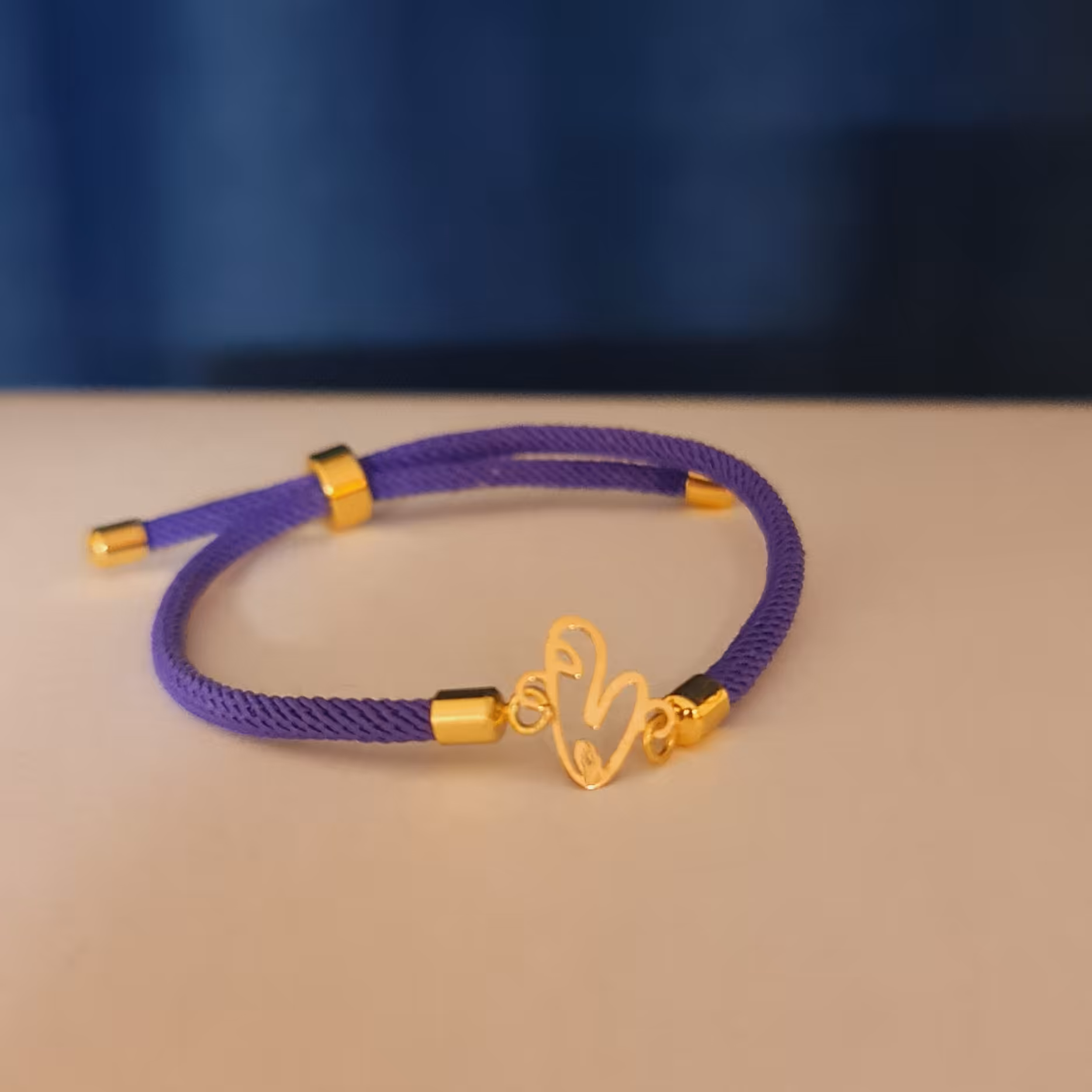 دستبند طرح صورت با بند قابل تنظیم