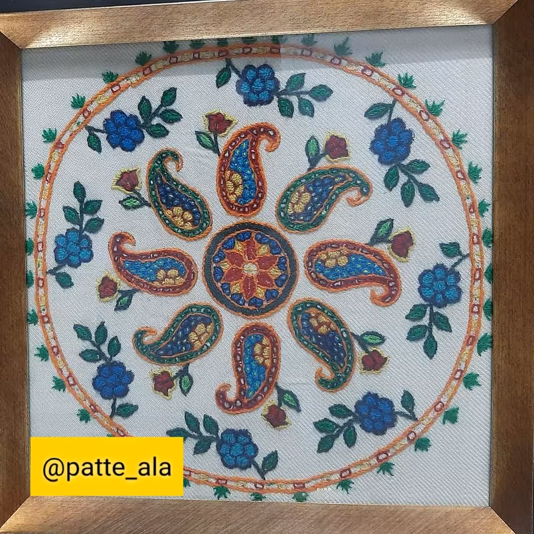 قاب پته دوزی شده