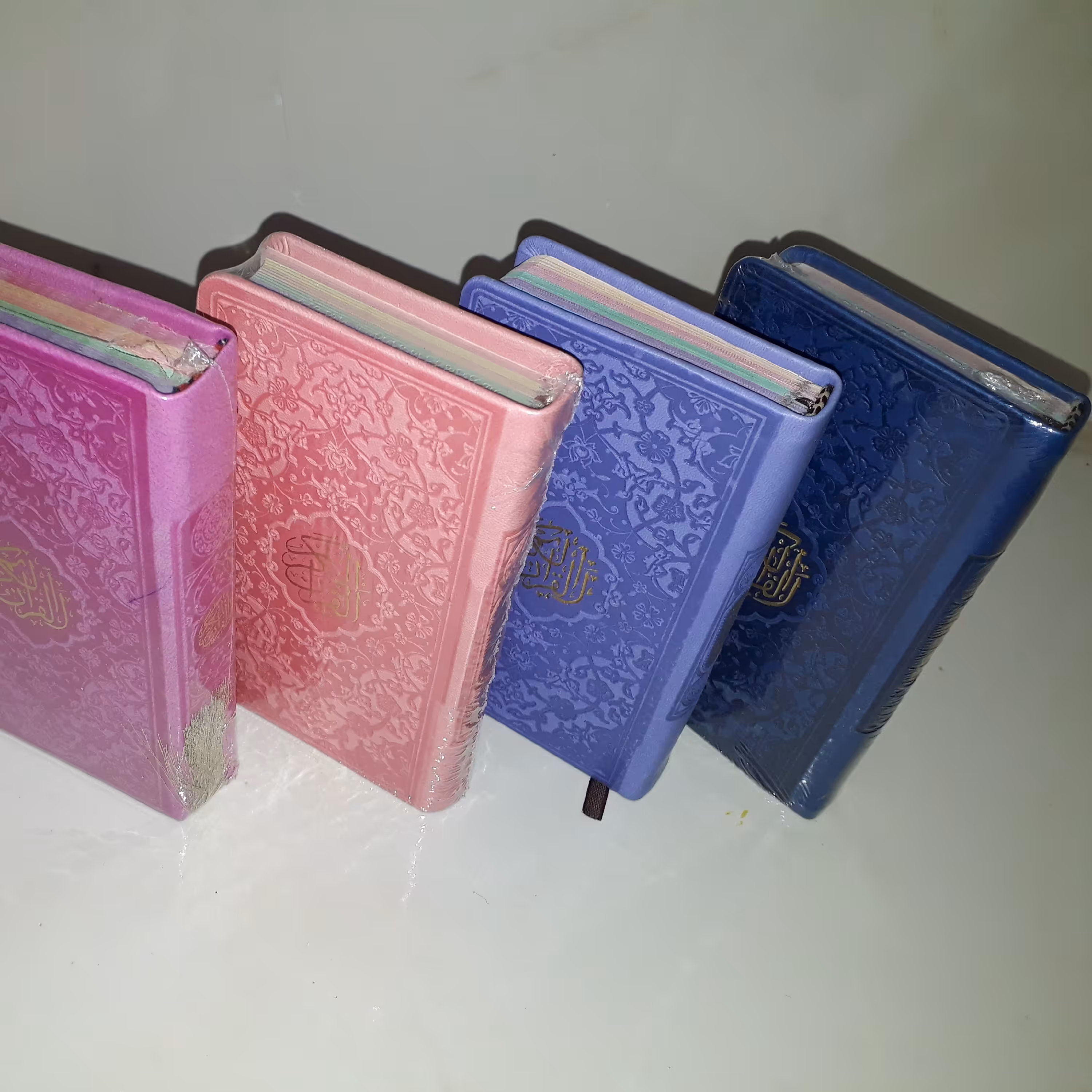 قرآن پالتویی رنگی